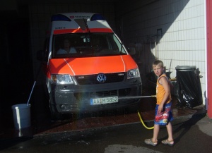 Casey, zoon van Dorothea, wast bij thuiskomst de Maltezer ambulance